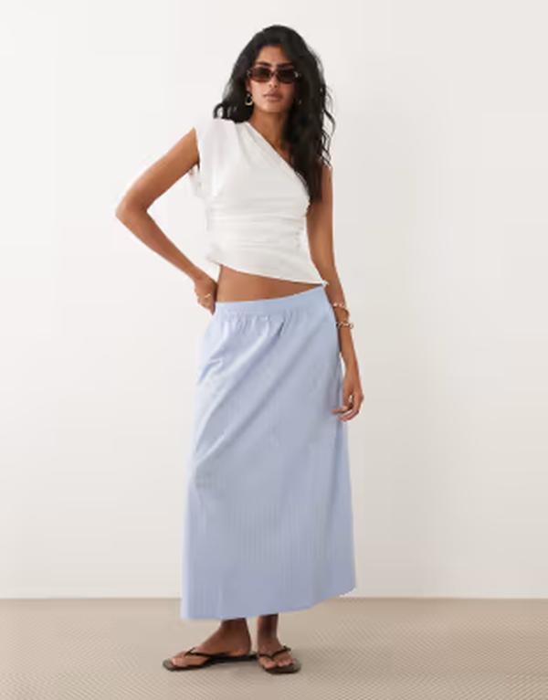 ジェイディーワイ レディース ボトムスカート マキシ JDY poplin maxi skirt in light blue stripes LIGHT BLUE ブルー｜ReVida 店