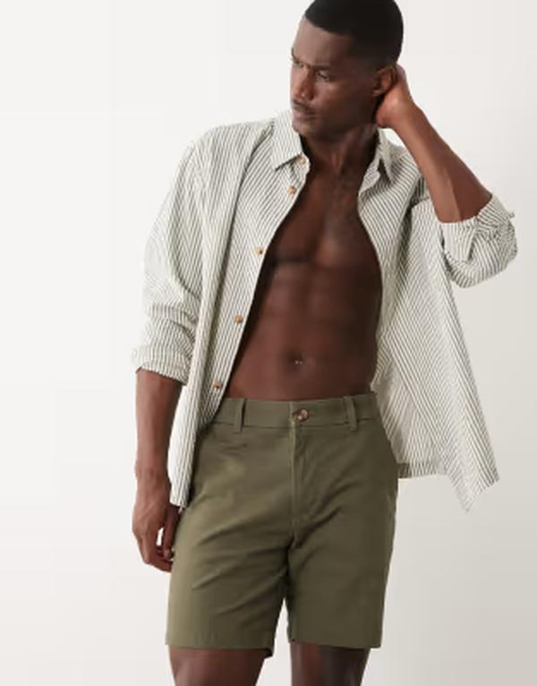 エイソス メンズ ボトムス 二分の一ズボン下・さる股引き 遊撃手ズボン下 ASOS DESIGN skinny fit chino shorts インチ mid length Khaki カーキ