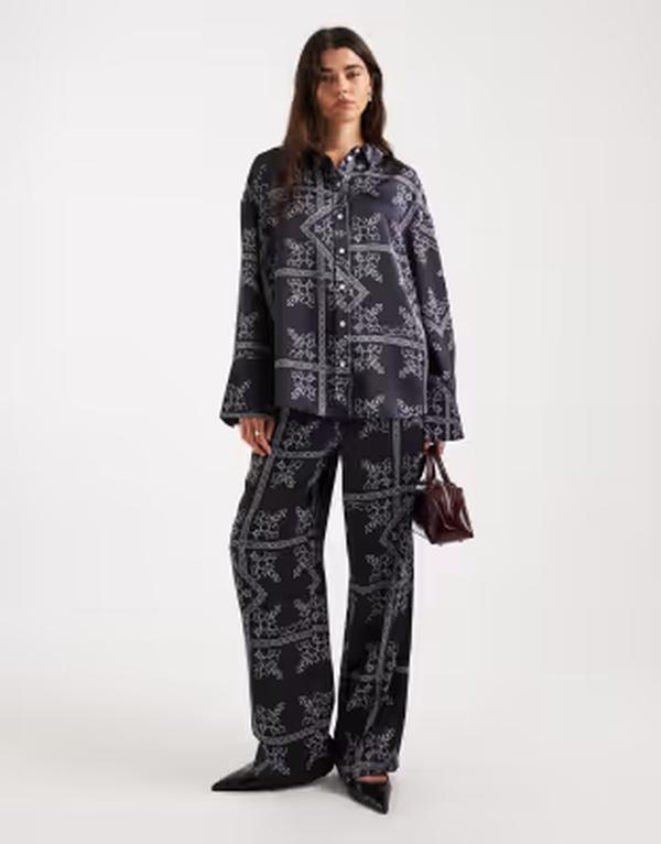フォース\u0026レックレス レディース ボトムス 心地好いズボン下 ワイドレッグ 刷り上げる 繻子 4th \u0026 Recklessatin elastic waist wide leg pants paisley print - part of a set Paisley 米国海軍 レディースファッション-パンツ