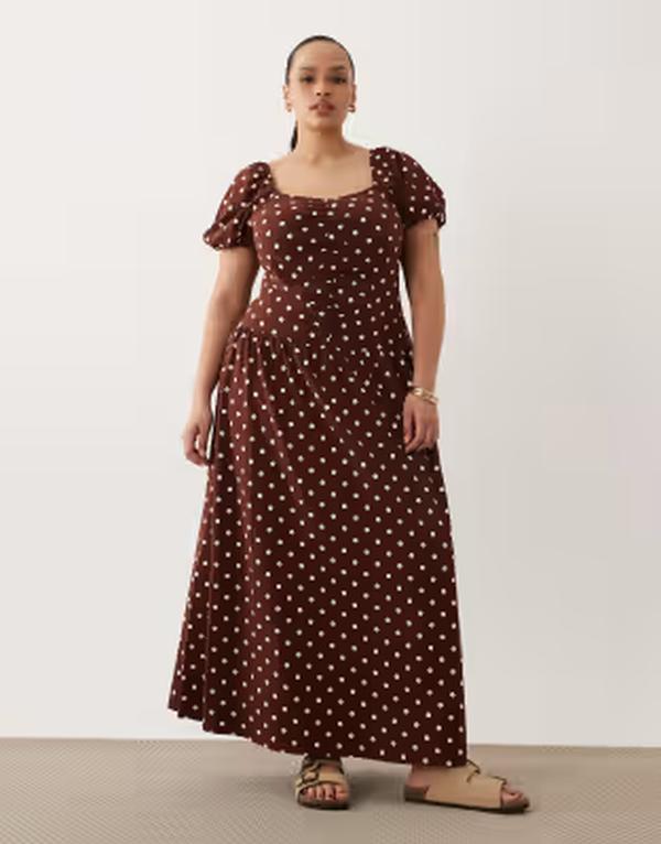エイソス レディース トップス ワンピース ドット柄 ドット ギャザー ミディ ASOS Curve ASOS DESIGN Curve ruched front midi tea dress in chocolate polka dot Polka dot ドット｜ReVida 店