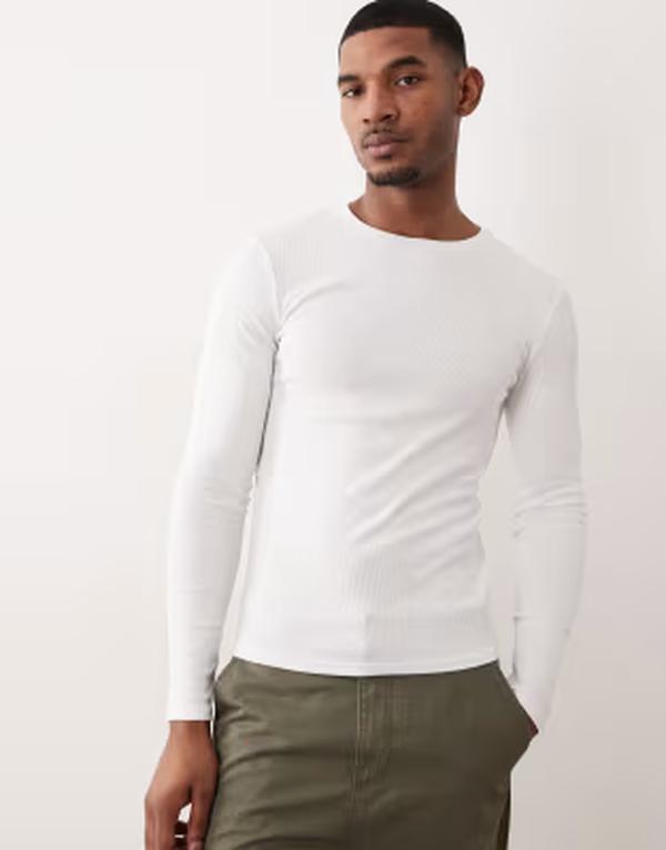 エイソス メンズ トップス ティーシャツ ASOS DESIGN essentials muscle fit long sleeve T-shirt rib WHITE 白いこと