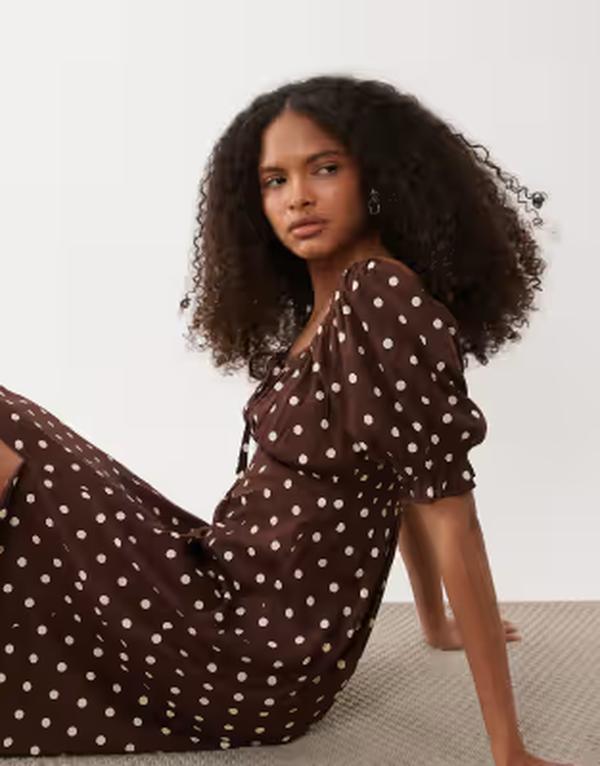 ミスセルフフリッジ レディース トップス ワンピース ドット マキシ Misselfridge spun puff sleeve maxi dress in chocolate polka dots Choc Polka Dot ドット｜ReVida 店