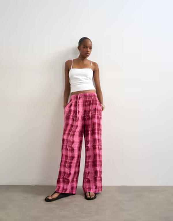 トップショップ レディース ボトムス カジュアルパンツ リネン Topshop linen blend balloon pants with tie waist plaid PINK ピンク|ReVida 店