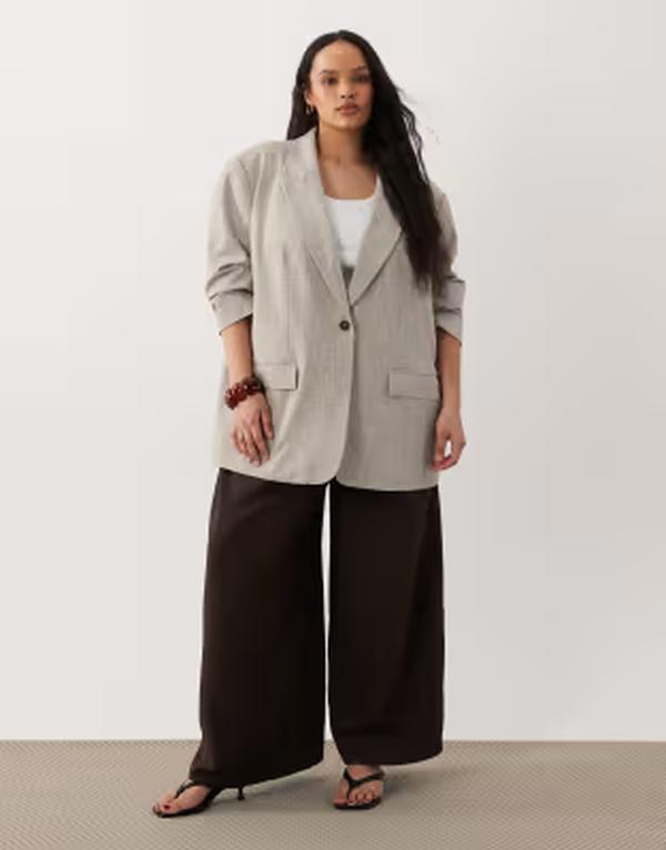 エイソス レディース アウター ジャケット・ブルゾン ブレザー ASOS DESIGN Curve tailored oversized blazer in mushroom｜ReVida 店