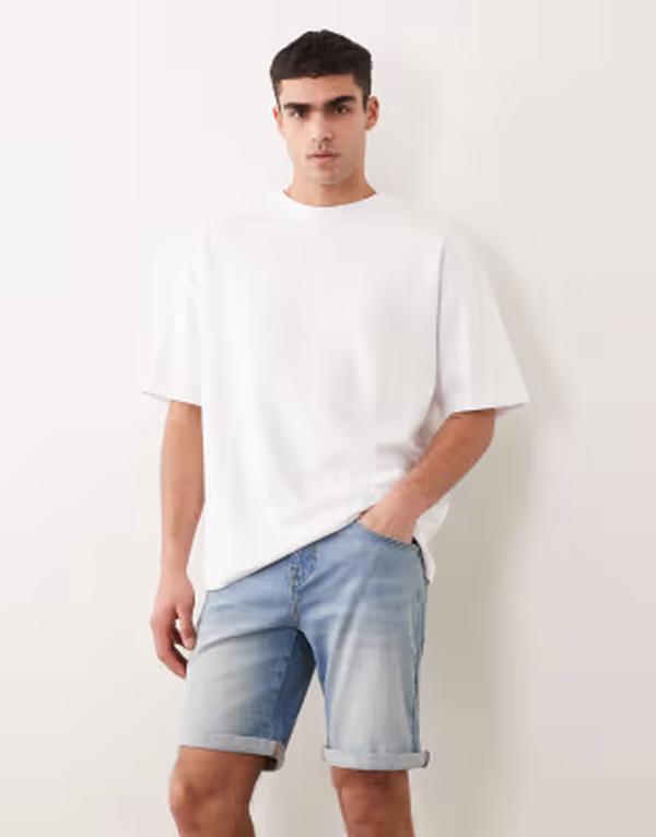 エイソス メンズ ボトムス 二分の一ズボン下・さる股引き 遊撃手ズボン下 ジーンズ ASOS DESIGN stretch slim regular length denim shorts インチ light wash LIGHT WASH BLUE 青色