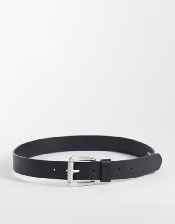 エイソス メンズ 付属品 胴締め なめし革 フェイクレザー ASOS DESIGN faux leather belt with engraved patterned-edge silver buckle Black 黒いこと