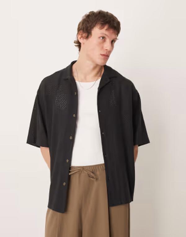 エイソス メンズ トップス プルオーバー ASOS DESIGN oversized camp collar open texture shirt Black 黒いこと
