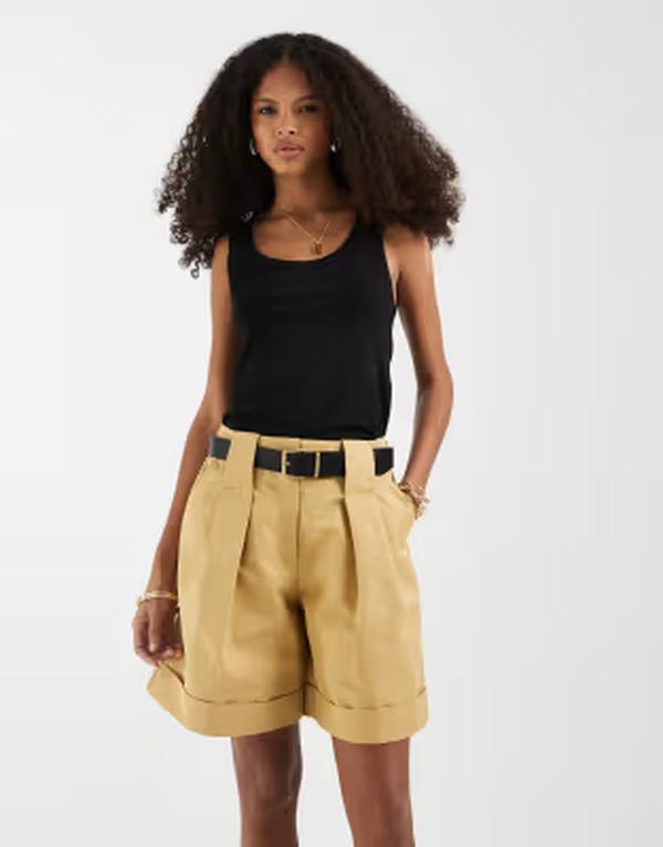 エイソス レディース ボトムス 二分の一ズボン下・さる股引き 遊撃手ズボン下 ASOS DESIGN Tailored belted cuffed shorts インチ camel Toffee 駱駝