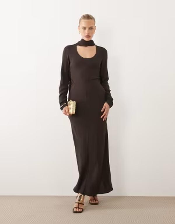 エイソス レディース トップス ワンピース マキシ ASOS DESIGN long sleeve scoop neck maxi dress with scarf in chocolate Brown ブラウン｜ReVida 店