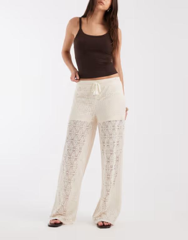 ヴェロモーダ レディース ボトムス カジュアルパンツ ワイドレッグ レース Vero Moda stretch lace wide leg pants in cream Birch クリーム｜ReVida 店