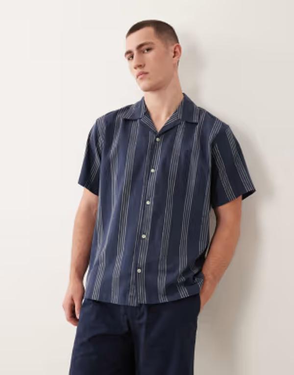 ジャック アンド ジョーンズ メンズ トップス シャツ リネン Jack & Jones linen blend short sleeve shirt with stripesky captain ネイビー｜ReVida 店