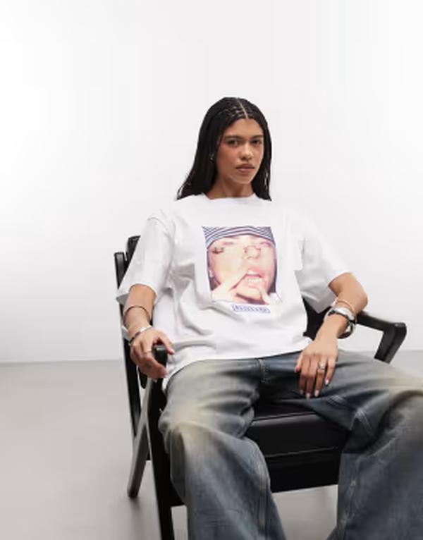 エイソス レディース トップス ティーシャツ ASOS DESIGN x BILLIEILISH Official Merch licensed relaxed T-shirt WHITE 白いこと Tシャツ・カットソー-トップス