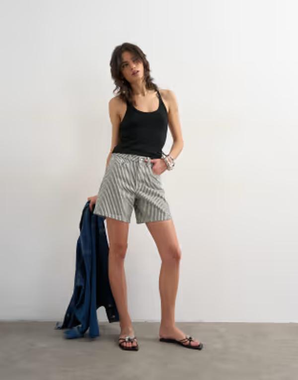 トップショップ レディース ボトムス ハーフパンツ・ショーツ デニム Topshop denim Editor short in ecru stripecru Stripe エクリュ|ReVida 店