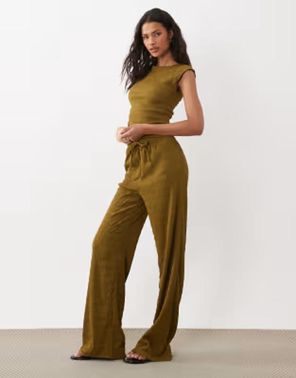 ブレーブソウル レディース ボトムス カジュアルパンツ Brave Soul textured pants in olive green - part of a set OLIVE GREEN グリーン|ReVida 店