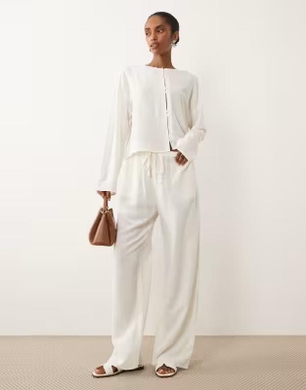 エイソス レディース ボトムス 心地好いズボン下 リネン ASOS DESIGN linen blend pull on pants インチ ecru - part of a set Ecru エクリュ
