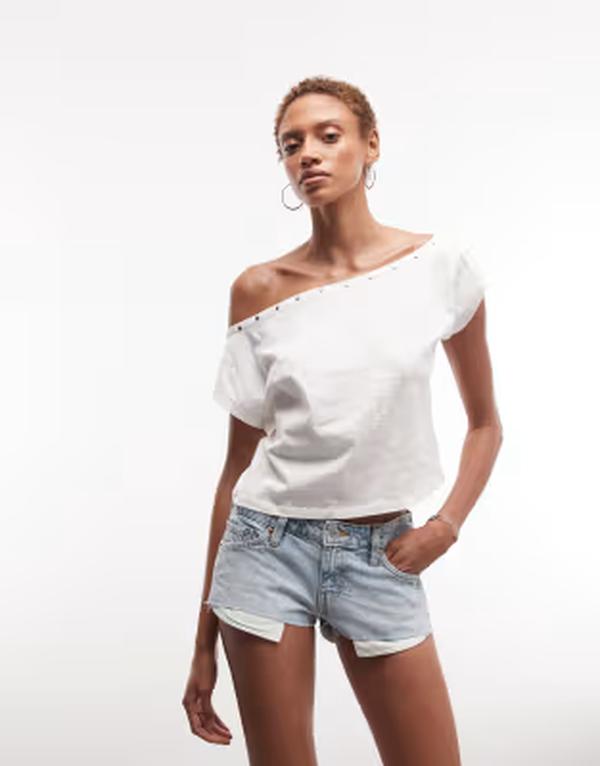 ウィークデイ レディース ボトムス ハーフパンツ・ショーツ ショートパンツ デニム Weekday lowaist denimicro shorts in light Dream blue ブルー｜ReVida 店