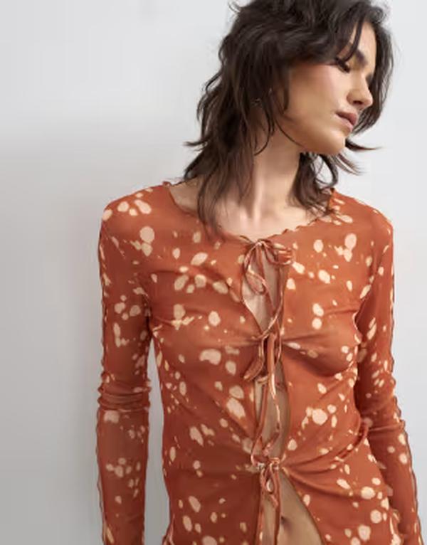 トップショップ レディース トップス Tシャツ プリント メッシュ Topshop mesh tie front long sleeve top in deer print Multi マルチカラー｜ReVida 店