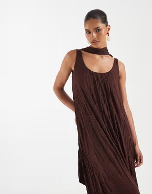 エイソス レディース トップス ワンピース マキシ ASOS DESIGN crinkle scoop neck maxi dress with scarf detail in chocolate チョコレート｜ReVida 店