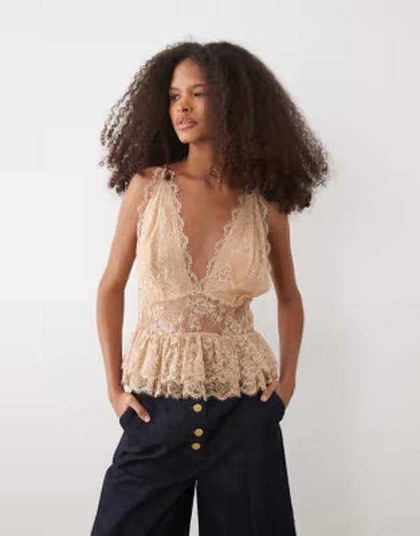 マンゴ レディース トップス より良い ティアード スピード競技 Mango premium all over lace tiered cami top BEIGE ベージュ