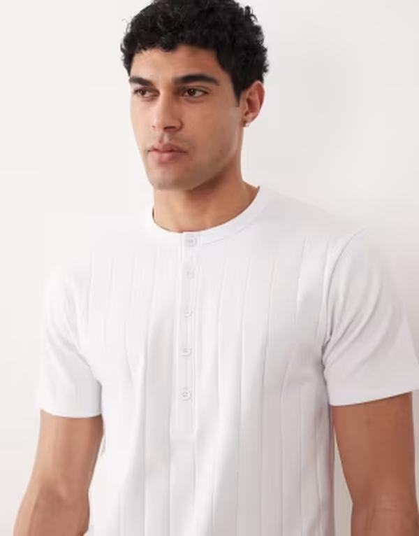 エイソス メンズ トップス Tシャツ リラックスフィット ヘンリーネック ASOS DESIGN relaxed fit-shirt withenley neck WHITE ホワイト｜ReVida 店