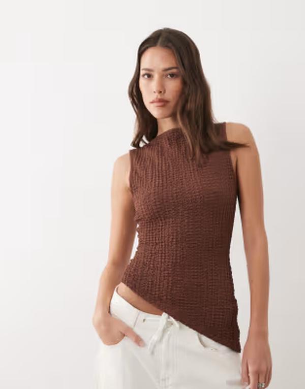エイソス レディース トップス プルオーバー 明けっ広げうしろ側 引き分け科目 ASOS DESIGN textured open back top with tie detail BROWN 赤銅色