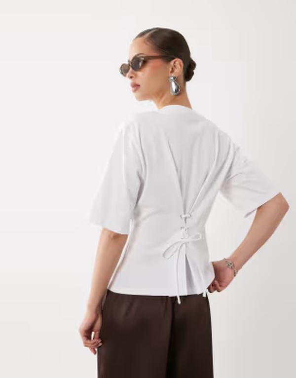 エイソス レディース トップス プルオーバー スピード競技 ASOS DESIGN eyelet lace up back cinched T-shirt WHITE 白いこと