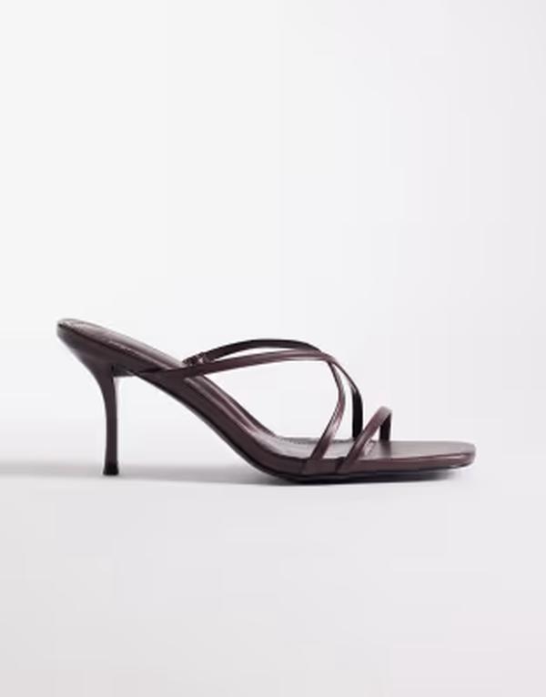 シミ レディース シューズ サンダル ヒール SIMMI Shoesimmi London Elena strappy heeled mule sandals in chocolate pu チョコレート｜ReVida 店