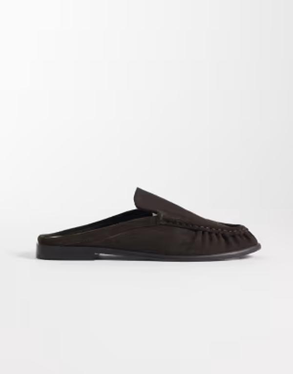 エイソス レディース シューズ スリッポン・ローファー スエードクロス ASOS DESIGN Mystique premium loafer mules インチ chocolate suede Choc suede 黒茶