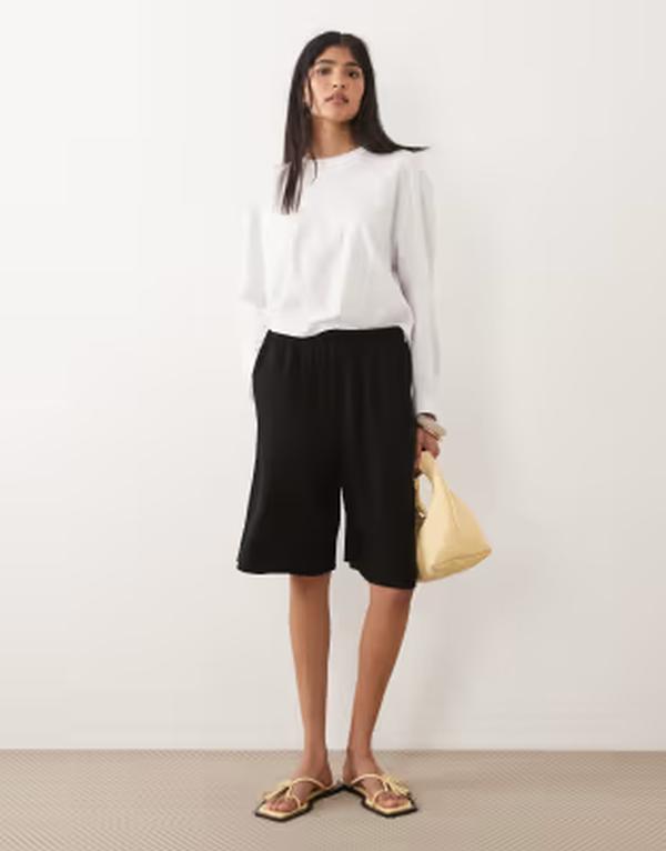 エイソス レディース ボトムス 二分の一ズボン下・さる股引き 遊撃手ズボン下 リネン ASOS DESIGN linen blend bermuda shorts Black 黒いこと