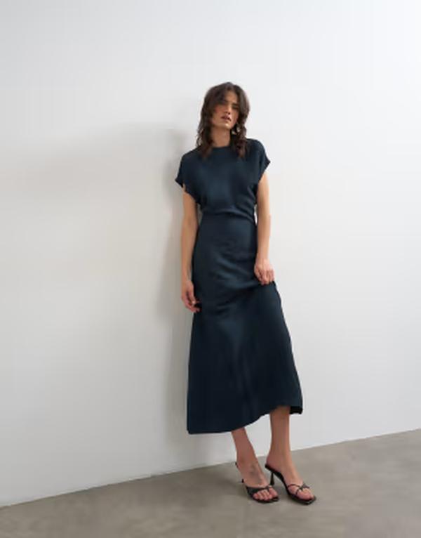 トップショップ レディース トップス ワンピース ドロップショルダー マキシ Topshop drop shoulder blouson waist crinkle maxi dress Navy ネイビー｜ReVida 店