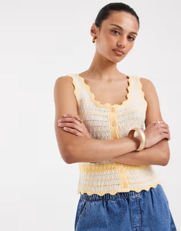 ヴェロモーダ レディース トップス より良い 対比 Vero Moda button front contrastitch crochetank top インチ cream and yellow Birch GOLDEN HAZE 皮膚軟化剤