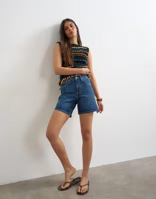 トップショップ レディース ボトムス ハーフパンツ・ショーツ ショートパンツ デニム Topshop denim Editor shorts in rich blue ブルー｜ReVida 店