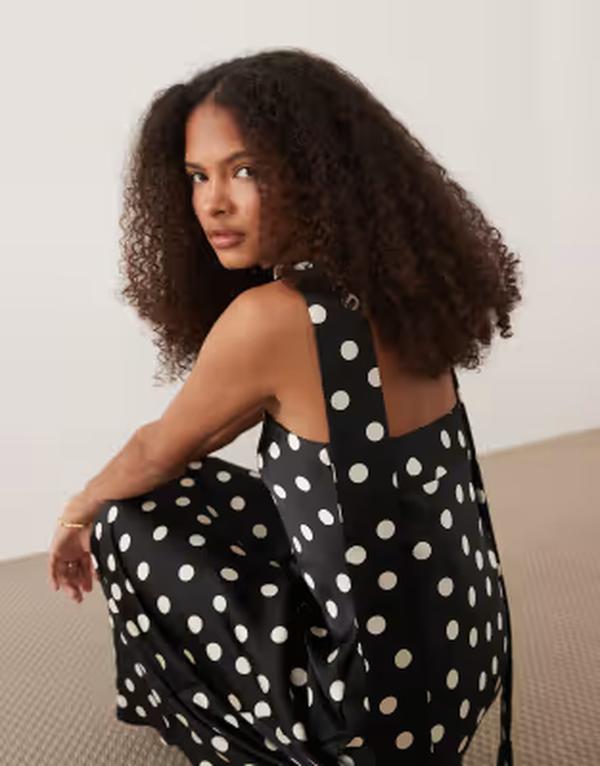 マンゴ レディース トップス 衣装 点点柄 点点 繻子 マキシ Mango satin off shoulder maxi dress with scarf detail インチ polka dot Black 黒いこと