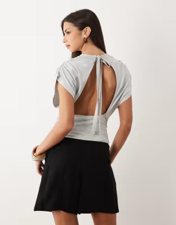 エイソス レディース トップス プルオーバー 酉の方角目じるし ASOS DESIGN gathered sleeve cinched waistop インチ light GRAY 薄墨色