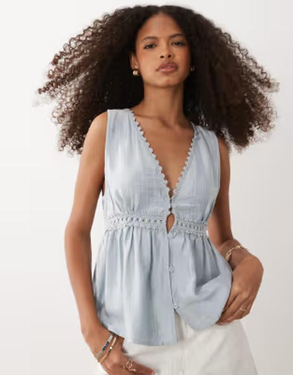 ブレーブソウル レディース トップス より良い Vのど首 Brave Soul v-neck tank top インチ pale blue with crochetrim LIGHT BLUE 青色