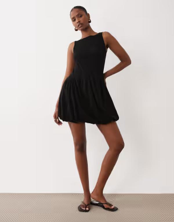 エイソス レディース トップス 衣装 肋材 ミニ ノースリーブ ASOS DESIGN ribbed sleeveless bubble hemini dress Black 黒いこと