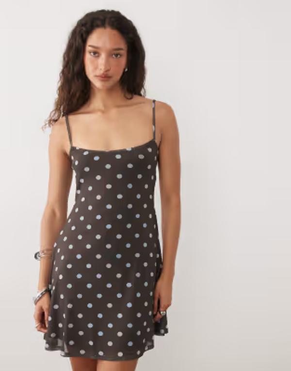 エイソス レディース トップス ワンピース ドット柄 ドット ミニ メッシュ ASOS DESIGN cami mesh mini dress in chocolate polka dot Chocolate チョコレート｜ReVida 店