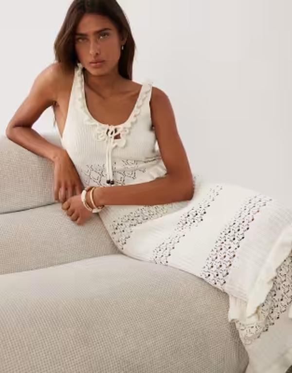 ミスセルフフリッジ レディース トップス ワンピース Misselfridge frill detailing crochet midaxi dress in cream クリーム｜ReVida 店