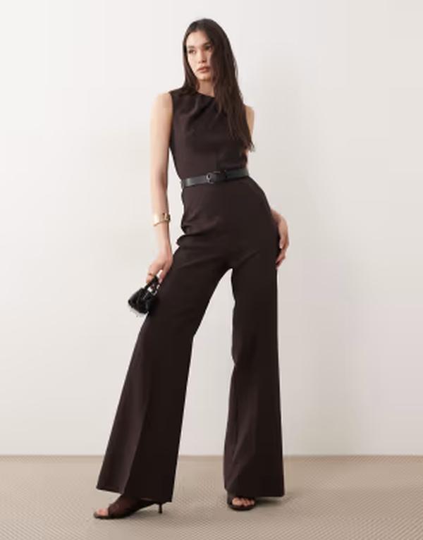 マンゴ レディース トップス 飛び降りる背広 ノースリーブ Mango sleeveless belted jumpsuit BROWN 赤銅色