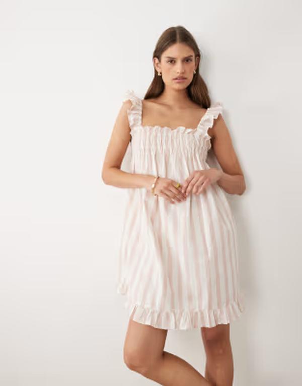 ウェンズデーガール レディース トップス ワンピース フリル Wednesday's Girl ruffle sleeve babydoll cami dress in light pink stripe PINK ピンク|ReVida 店
