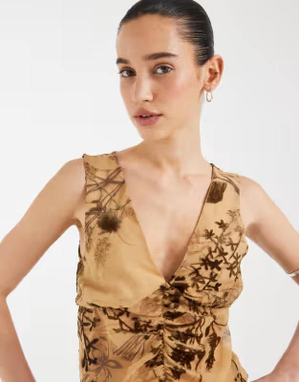 モーテル レディース トップス シャツ Vネック フラワー柄 ギャザー フラワー Motelenetera v neck floral ruched top BEIGE ベージュ|ReVida 店