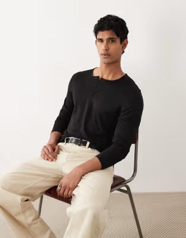 マンゴ メンズ トップス Tシャツ Mango long sleeve butotn up t-shirt Black ブラック｜ReVida 店
