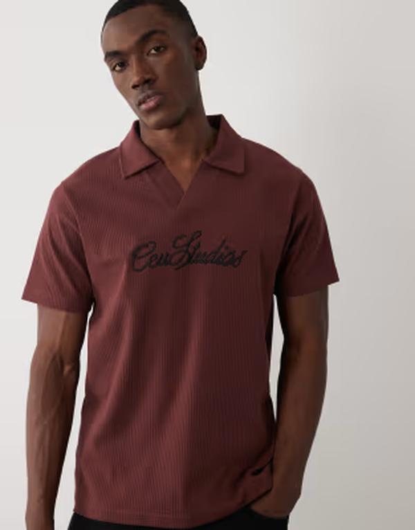 エイソス メンズ トップス スポーツシャツ レギュラー填まる 肋材 グラフィック ASOS DESIGN super heavyweight regular fit ribbed polo with text graphic Rum Raisin 赤銅色