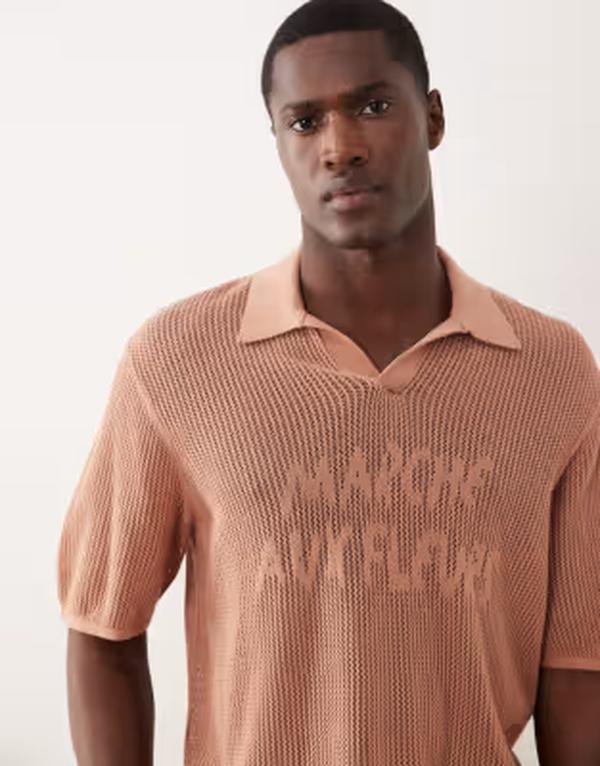 エイソス メンズ トップス スポーツシャツ メッシュ 編み物 グラフィック ASOS DESIGN relaxed knit mesh notch neck polo with chest graphic インチ rust 挙げ句の果て