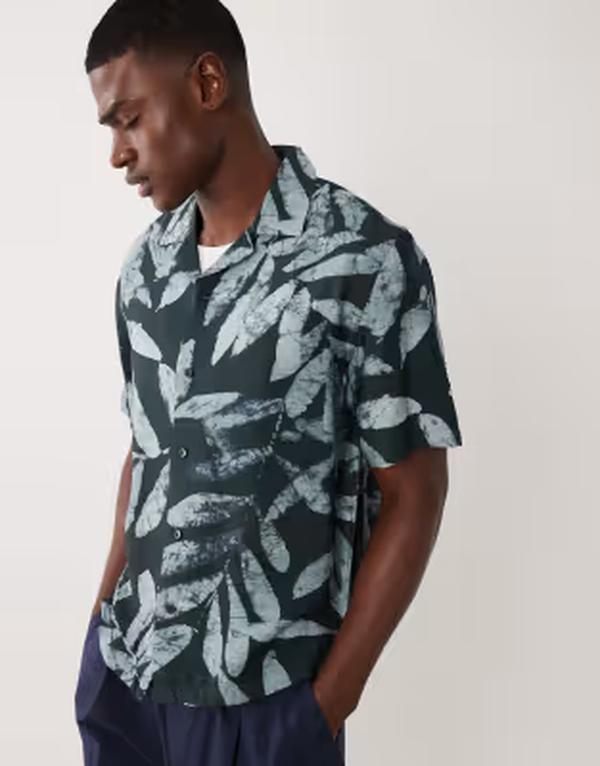 マンゴ メンズ トップス シャツ プリント Mango abstract leaf print shirt GREEN グリーン｜ReVida 店