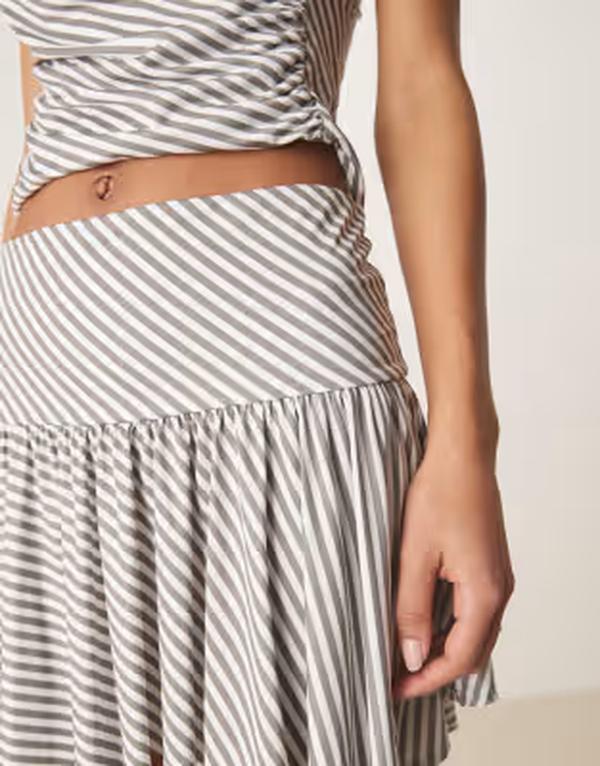 エイソス レディース 下つ方スコート ASOS DESIGN handkerchief hem skirt stripes - part of a set Gray Stripe 薄墨色