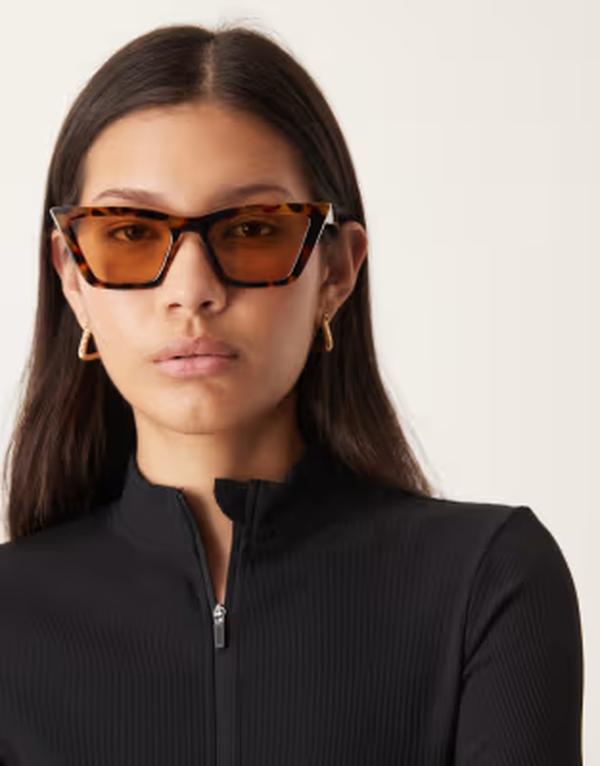 エイソス レディース 付属物 サングラス・アイウェア ASOS DESIGN angular cat eye sunglasses インチ tort with yellow lenses BROWN 赤銅色