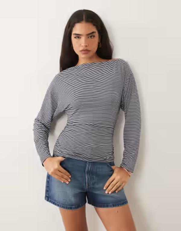 エイソス レディース トップス プルオーバー 非対称 刷り上げる ASOS DESIGN cinched asymmetric long sleeve top インチ striped print STRIPE 縞模様