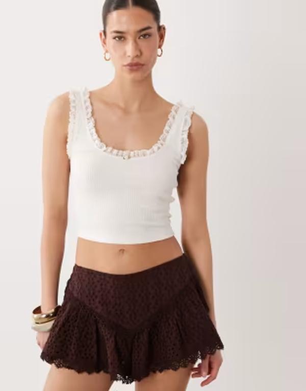 ミスセルフフリッジ レディース トップス プルオーバー 肋筋 スピード競技 Misselfridge ribbed tank top with lace detail インチ cream 皮膚軟化剤