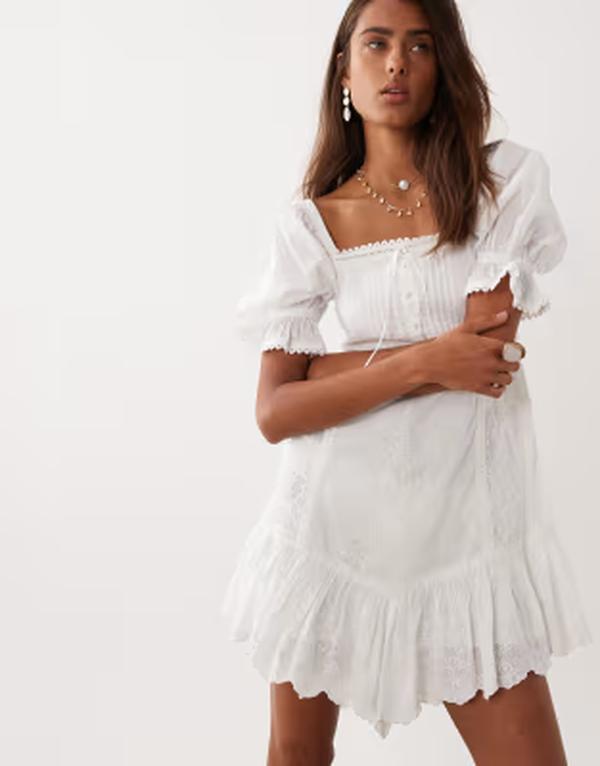 ミスセルフフリッジ レディース トップス 衣裳 刺しゅう スピード競技 Misselfridge lacembroidered smock dress WHITE 白いこと